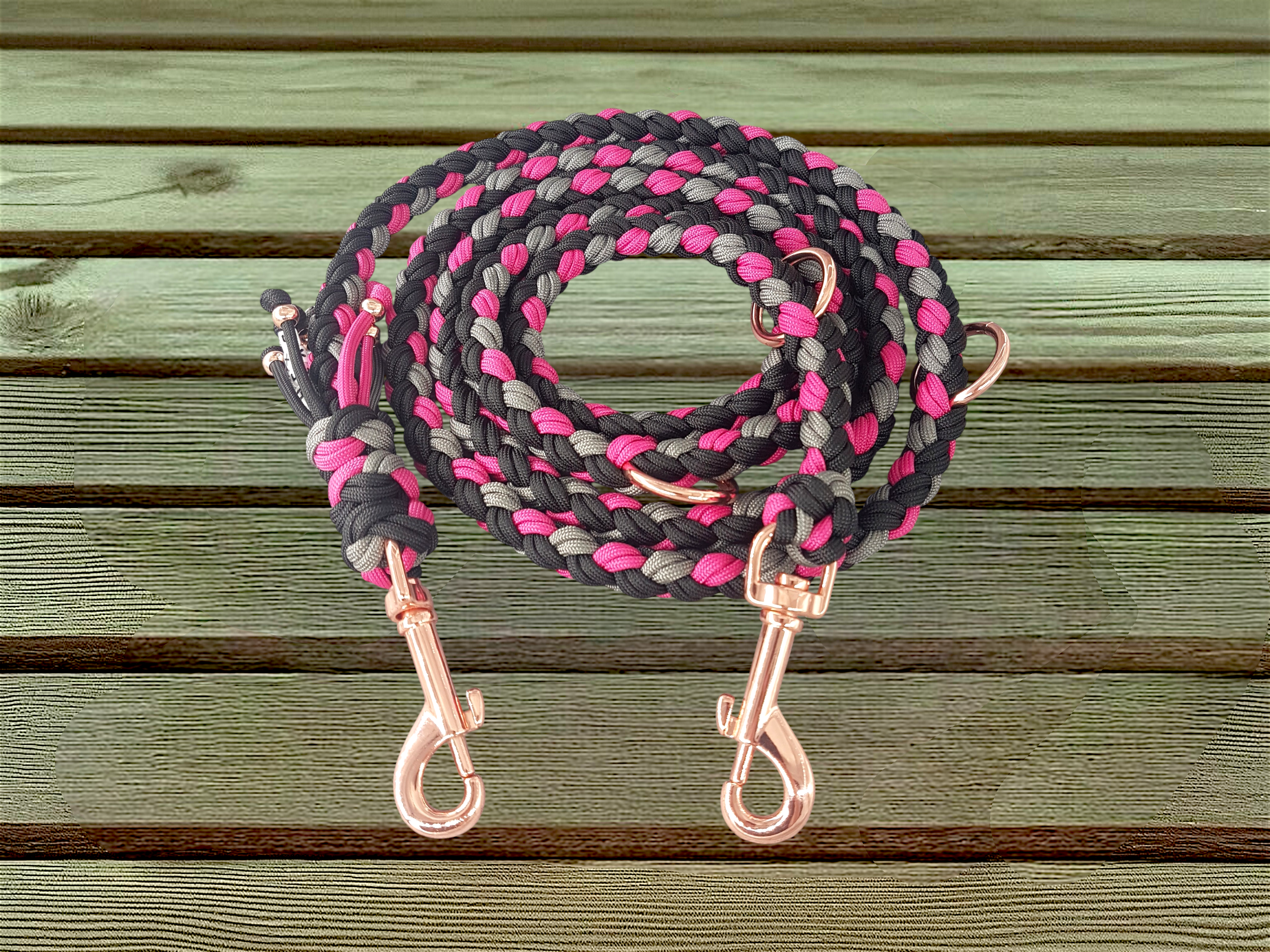 Paracordleine Black Fuchsia Fusion